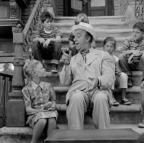 Horror History: Friday, October 9, 1959: “The Twilight Zone” episode “One for the Angels” premiered